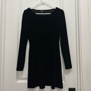 A black my michelle dress in perfect condition